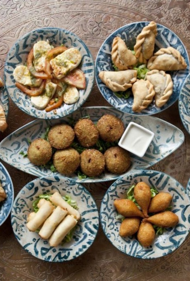 المضغ الهادئ يسهل عملية الهضم و يجنب الانتفاخ