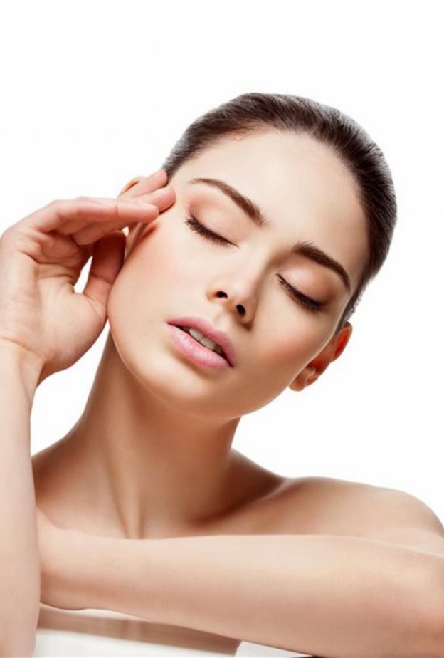  استخدمي مرطب سميك للعناية بالبشرة في فصل الخريف