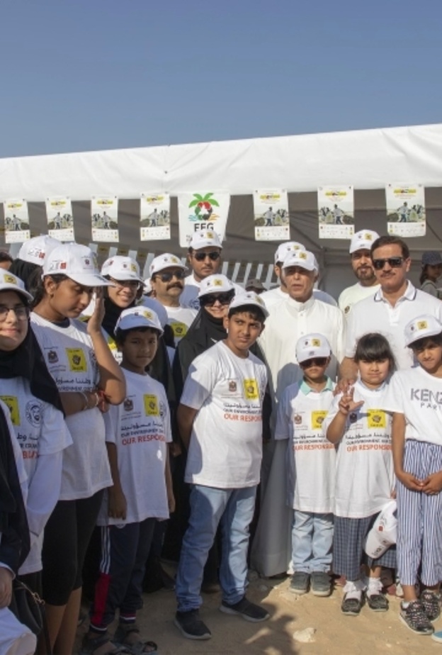 أكثر من 4000 متطوع في حملة نظفوا الامارات