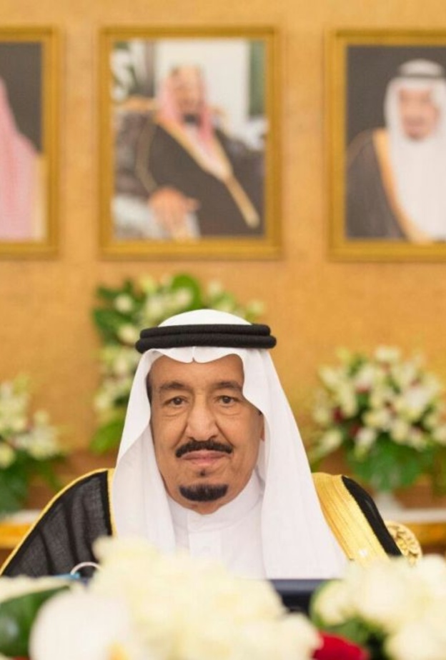 خادم الحرمين الشريفين يرأس جلسة مجلس الوزراء
