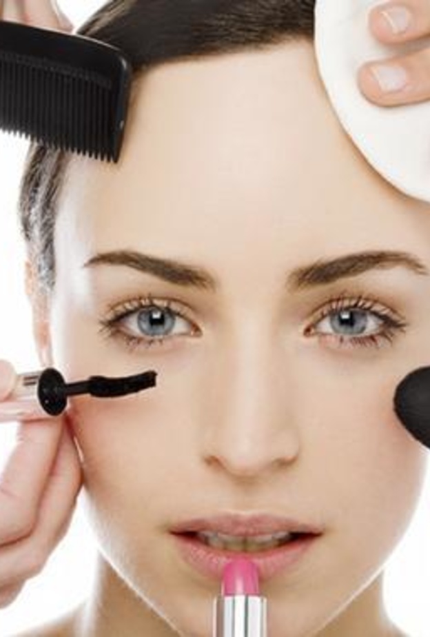 تنوع مستحضرات التجميل المستعملة يوميا