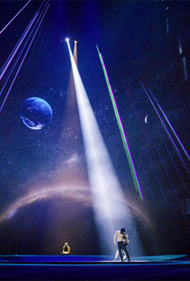 لابيرل  .. العرض المسرحي المائي المرتقب في دبي