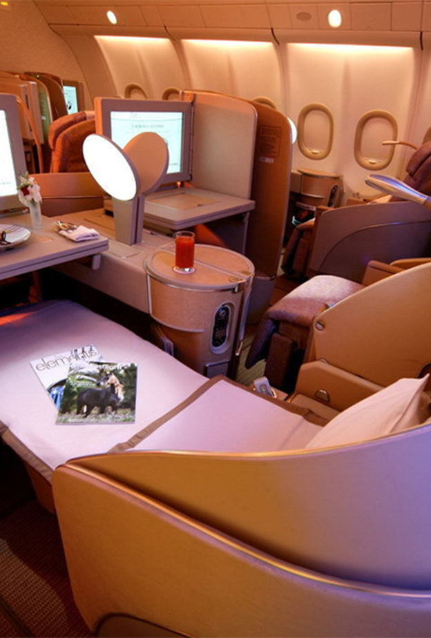 إليك هذه النصائح لترقية رحلتك الجوية إلى الدرجة الأولى!