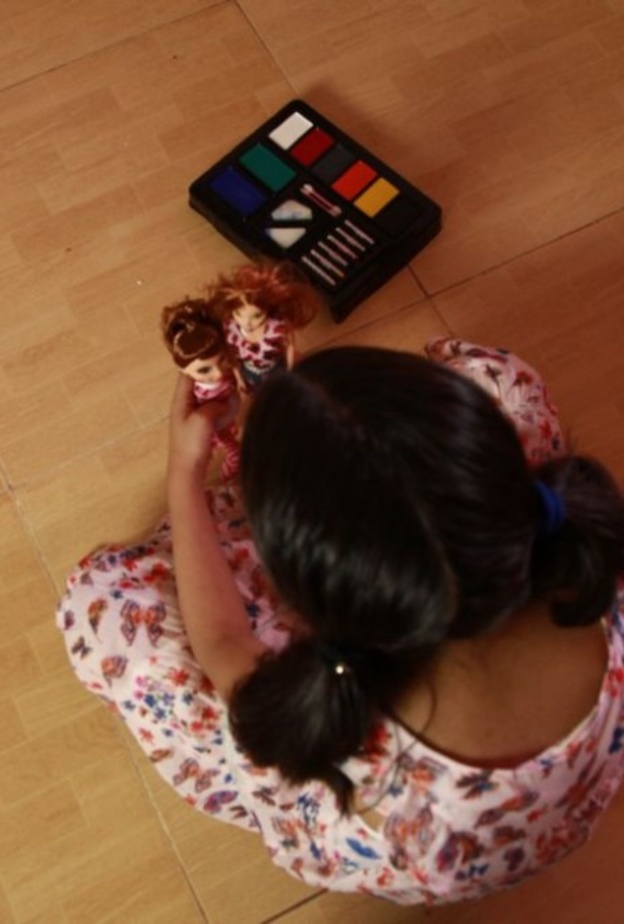 من فلم ثلاث عرائس وطائرة ورقية للمخرجة هند الفهاد