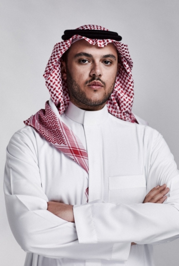 الفنان السعودي فهد بن نايف