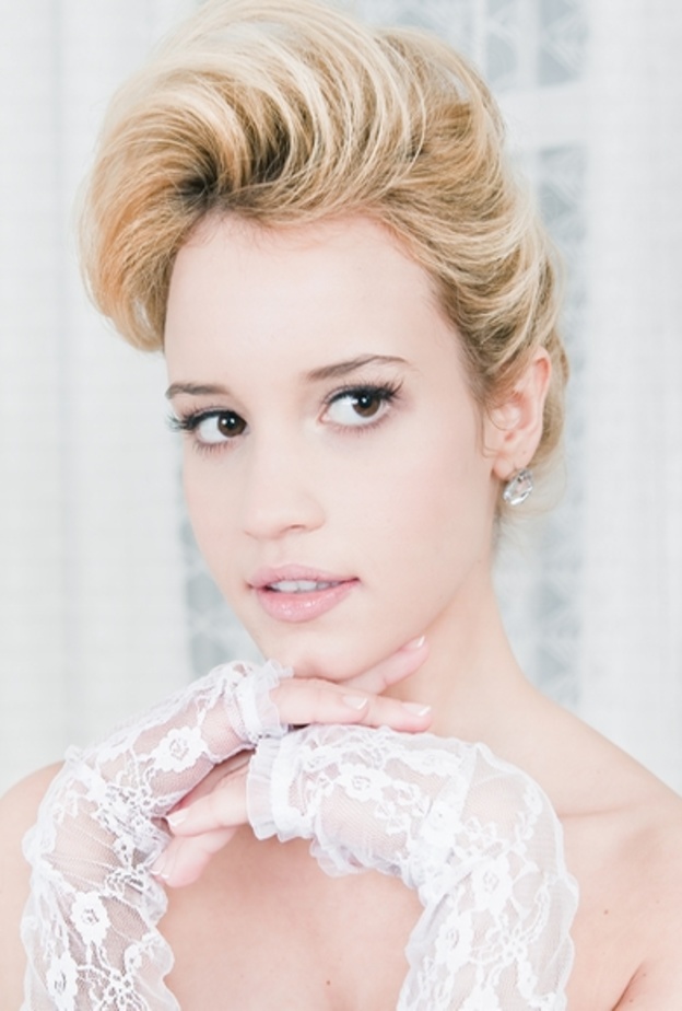 خطوات اخفاء الهالات السوداء يوم الزفاف