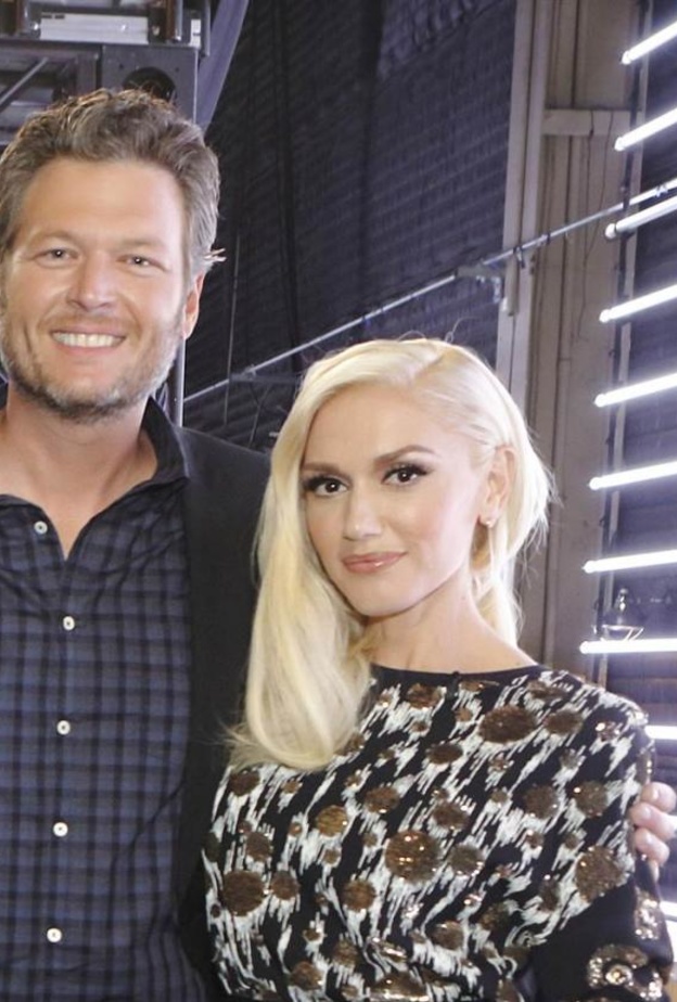 جوين ستيفاني حامل من بليك شيلتون