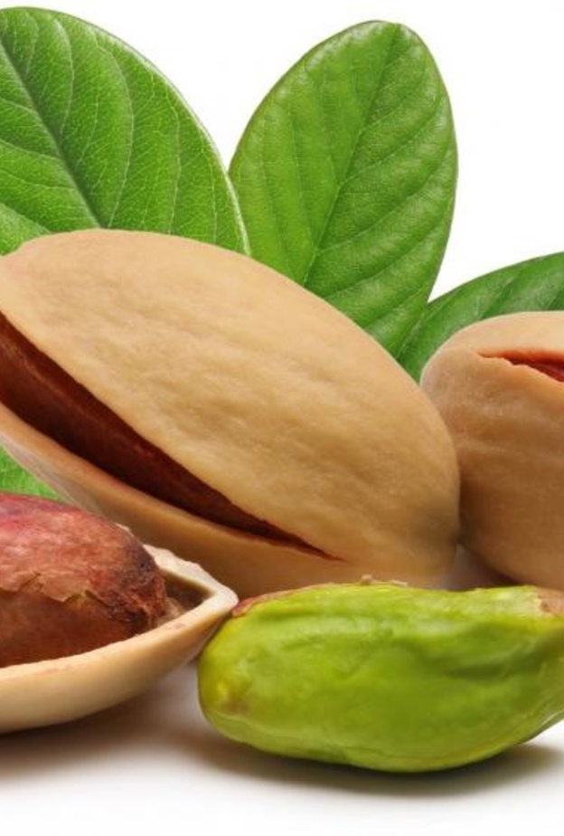 هذا ما يفعله الفستق بصحة الرجل