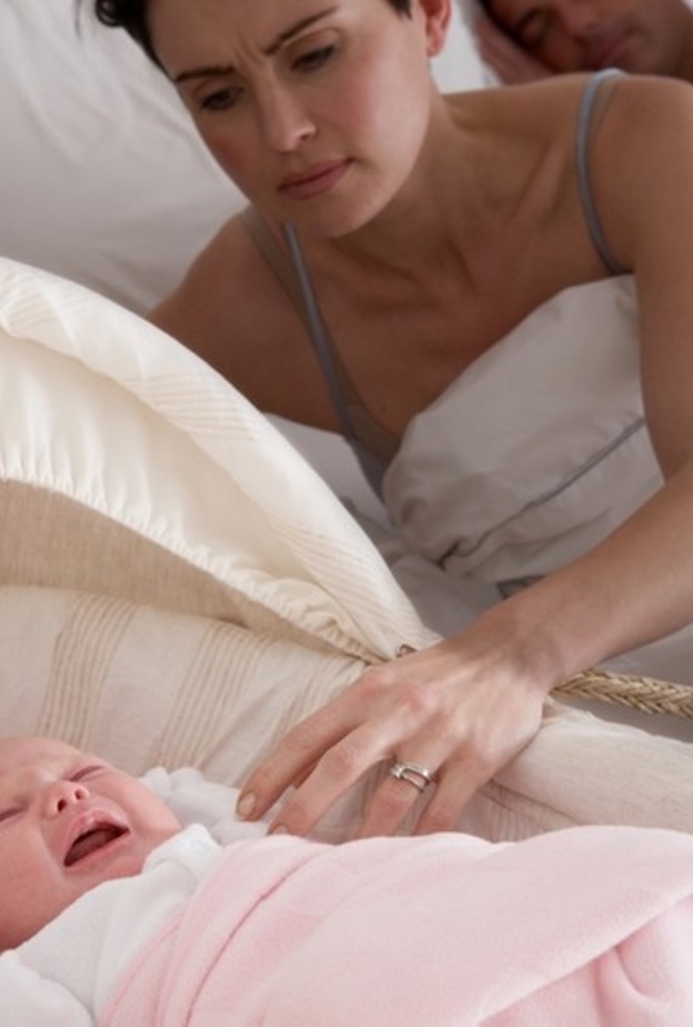 إنجاب الطفل الأول يحول دون سعادة الزوجين!