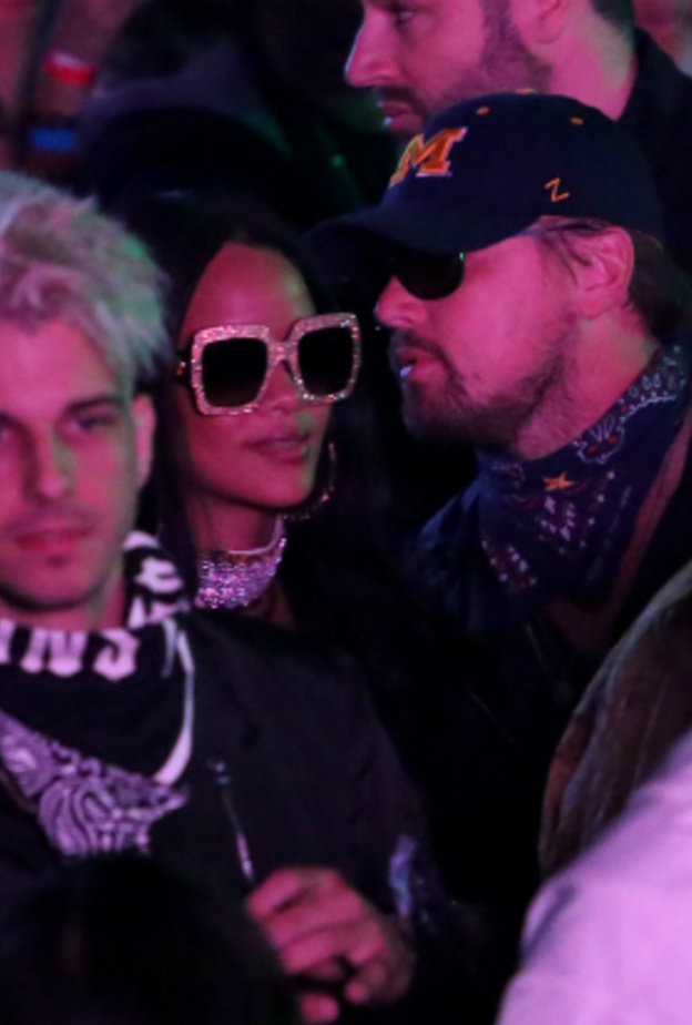 دي كابريو وريهانا يثيران الجدل في مهرجان كوتشيلا 