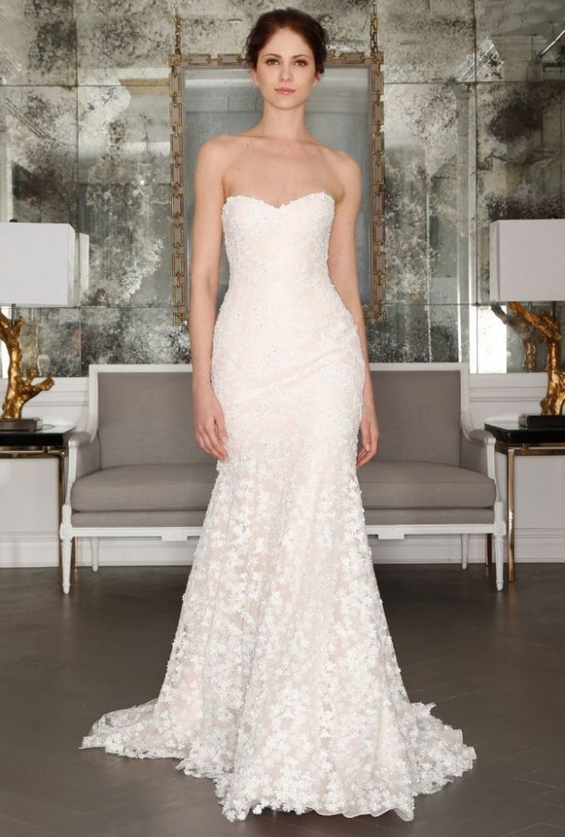 الربيع يتجسد في مجموعة "رومونا كيفيزا" للأعراس لربيع وصيف 2017