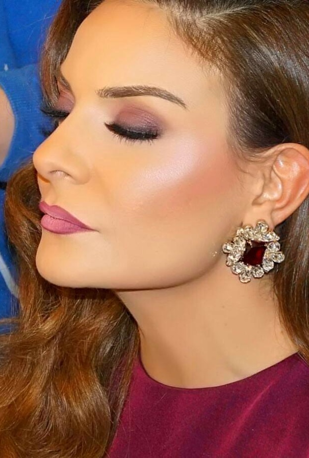 الماكياج الساحر