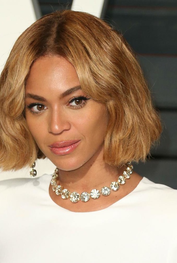 بيونسيه تعين عارضة ازياء من ذوي الاحتياجات الخاصة وجه دعائي لموقعها