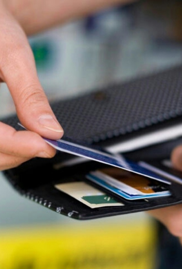 هل يفضل السعوديين الدفع كاش او بالبطاقة الائتمانية