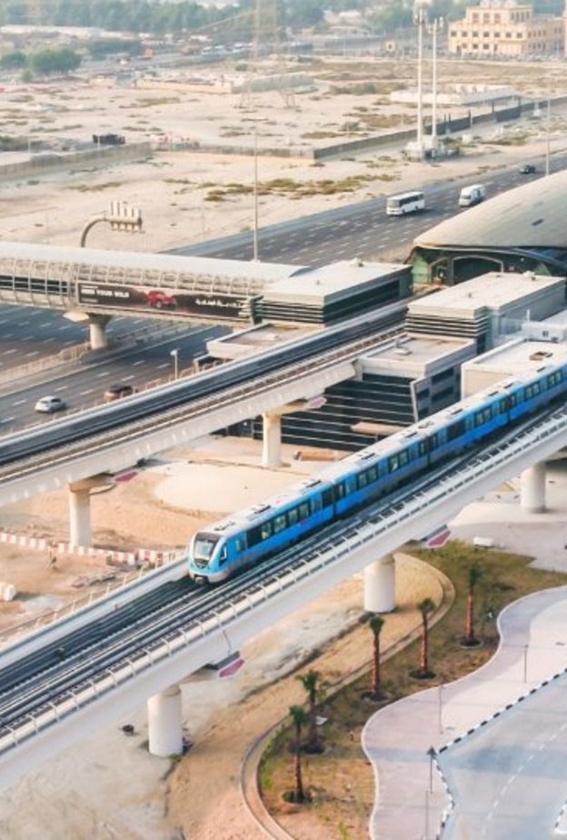 تشغيل مسار 2020 لمترو دبي الذي يمتد من محطة جبل علي إلى محطة إكسبو