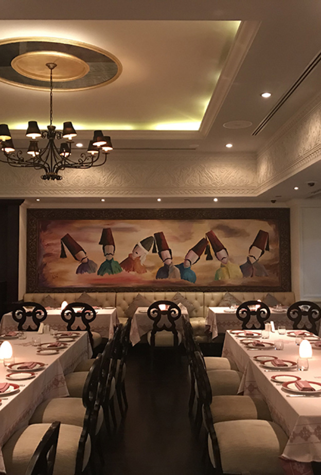 مطعم النافورة في جميرا أبراج الإمارات .. تجربة لبنانية أصيلة