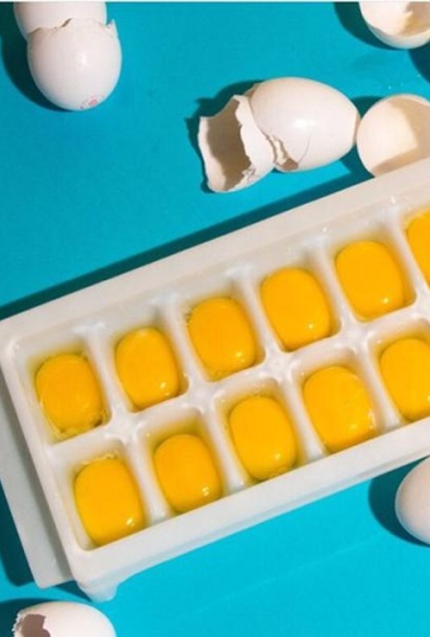 حفظ البيض في الفريزر مع قليل من الملح سيعطيها عمرا اطول 