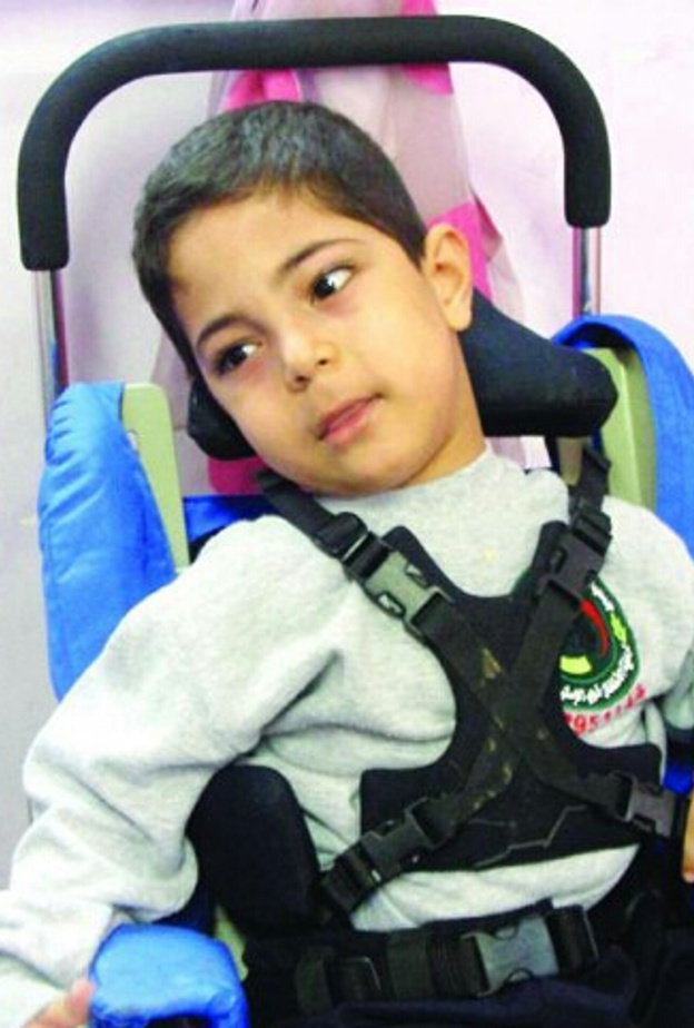 الاطفال المشلولين دماغيا