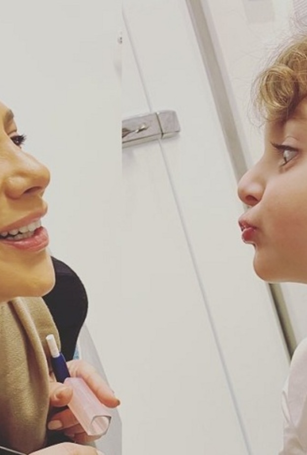 أصالة نصري تلتقي بإبنة زوجها الاول