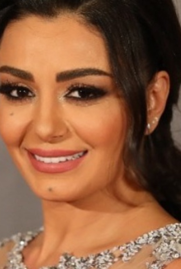 ديمة الجندي تحتفل بعيد ميلاد ابنتها