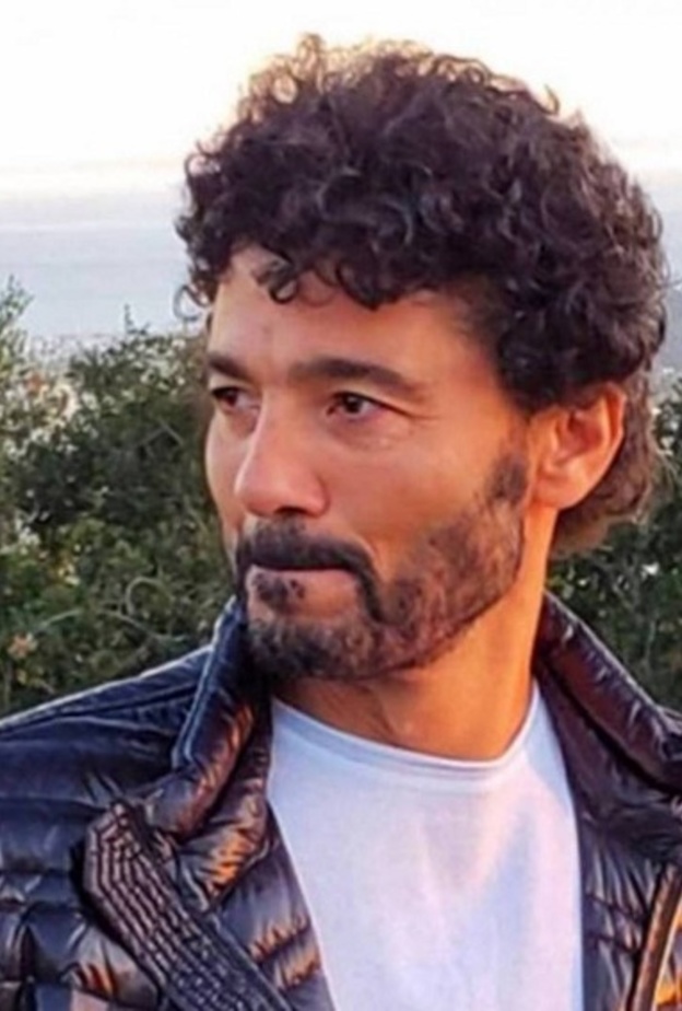 طبيب يكشف تطورات وتفاصيل الأزمة الصحية لـ خالد النبوي