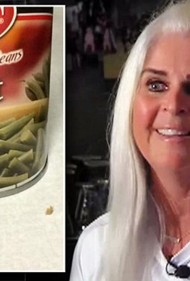 رأس ثعبان في علبة فاصوليا