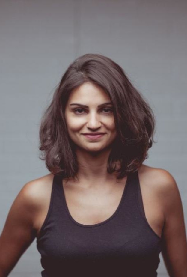 المخرجة عهد كامل