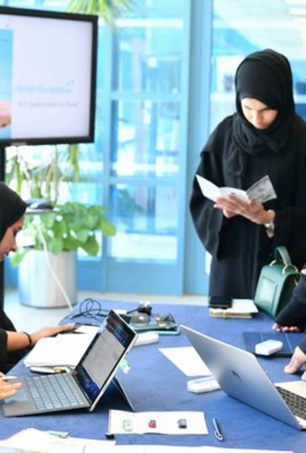 اطلاق مبادرة "هاكثون" تطبيقات انترنت الأشياء في الطرق في الإمارات