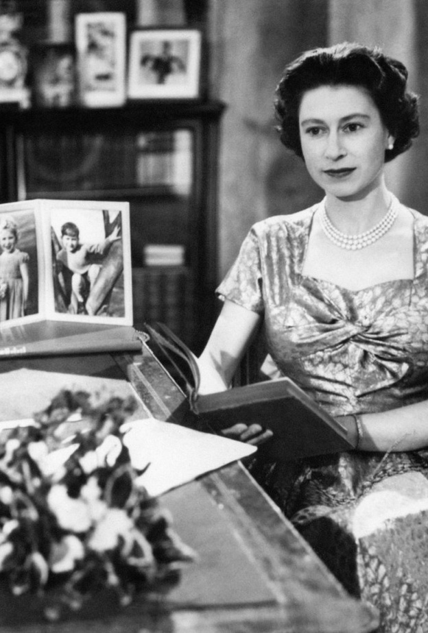 الملكة مع ذكرياتها