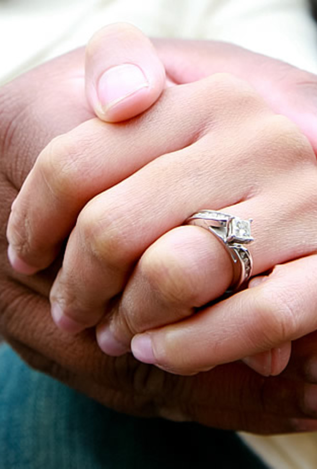  خاتم الزفاف من الماس