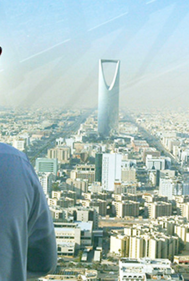 كيف تفاعل السعوديون مع هاشتاق "تخيل مستقبل المملكة"؟