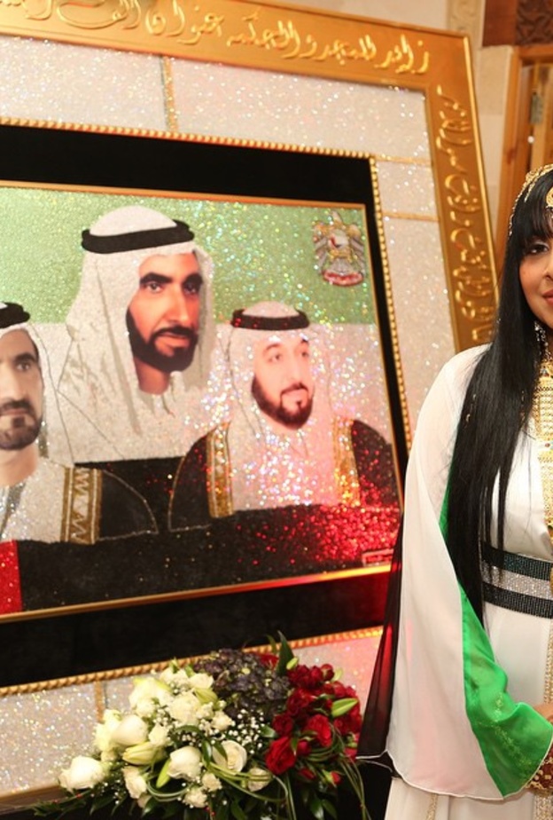 لوحة لحكام الإمارات من أعمال عايدة 