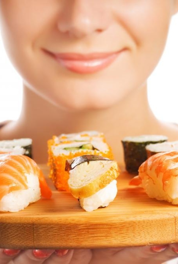 هكذا تجعلين السوشي وجبة صحية وقليلة السعرات الحرارية