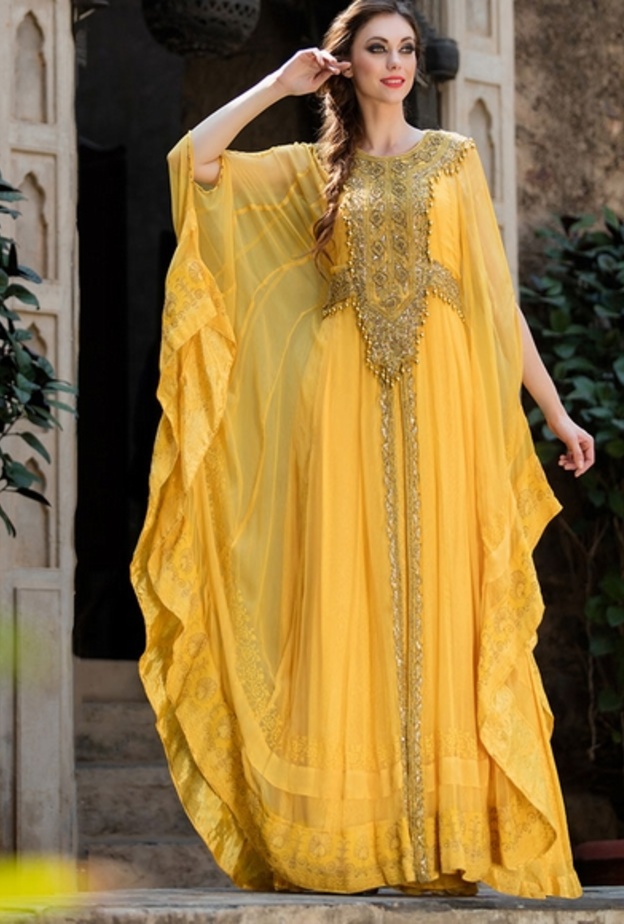 لعاشقات اللون الأصفر والذهبي