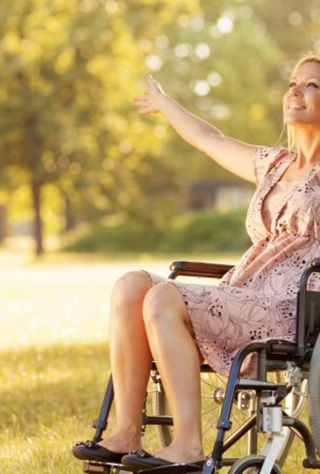 لن يحتاج المصاب بالشلل لمن يدفع العربة بوجود الساعة 