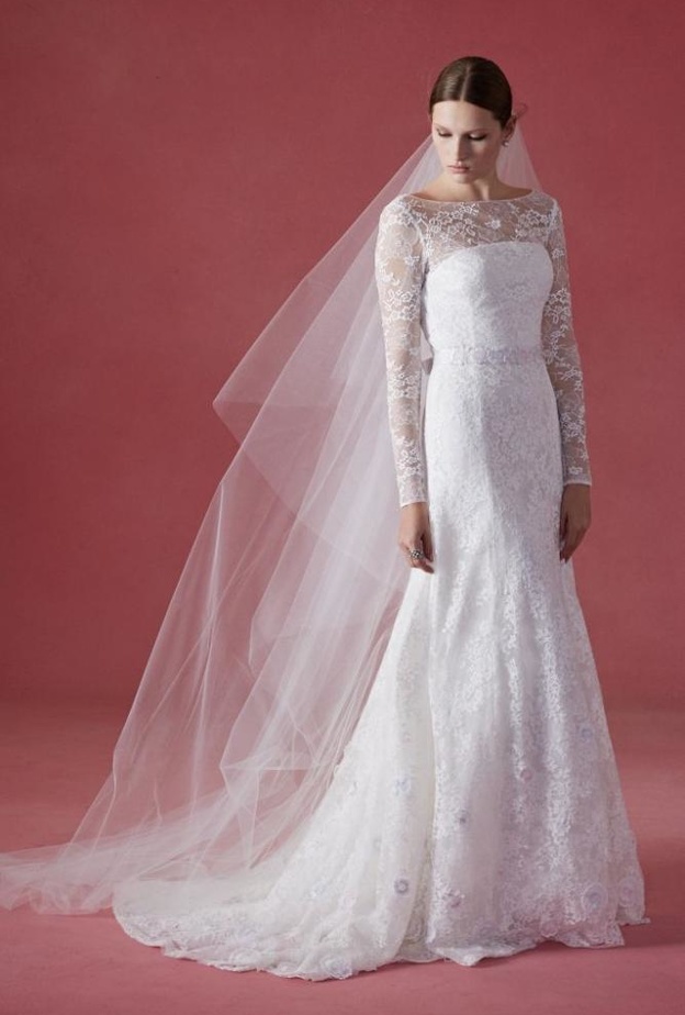 فساتين زفاف اوسكار دي لارنتا.. أناقة راقية