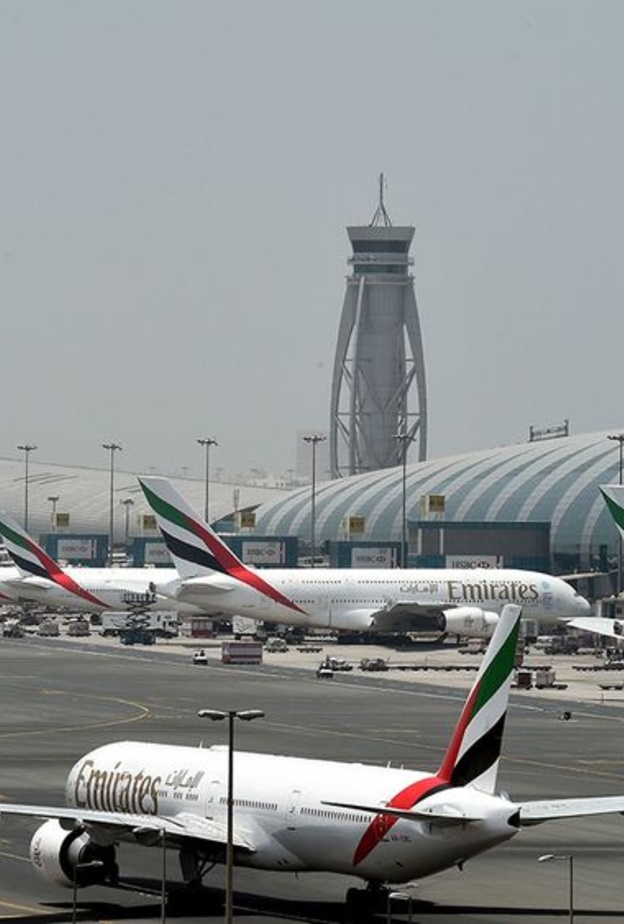 تعليق جميع الرحلات الجوية للركاب والترانزيت من وإلى الإمارات لمدة أسبوعين