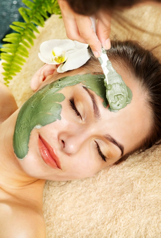 ماسك البقدونس مع البيض لتبييض البشرة