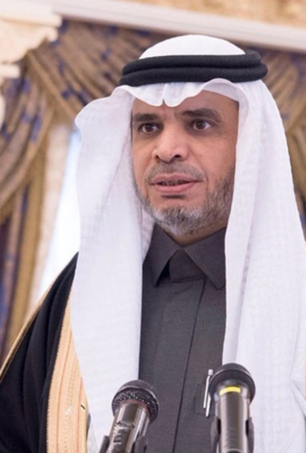 وزير التعليم الدكتور احمد العيسى