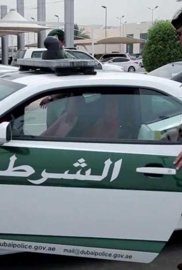 شرطة دبي تُفرج عن صاحب أسد البرشاء 