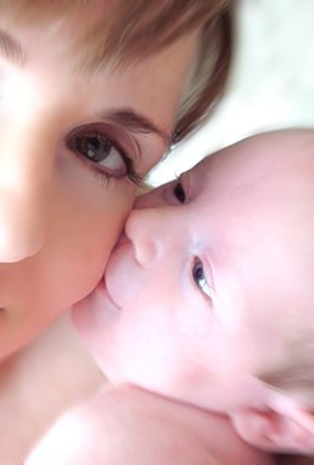 اخطاء تقع فيها كل ام بعد ولادة الطفل الاول