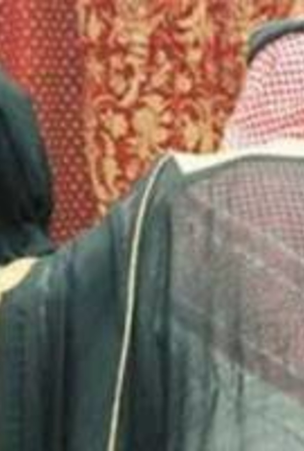 مسن سبعيني وزوجته