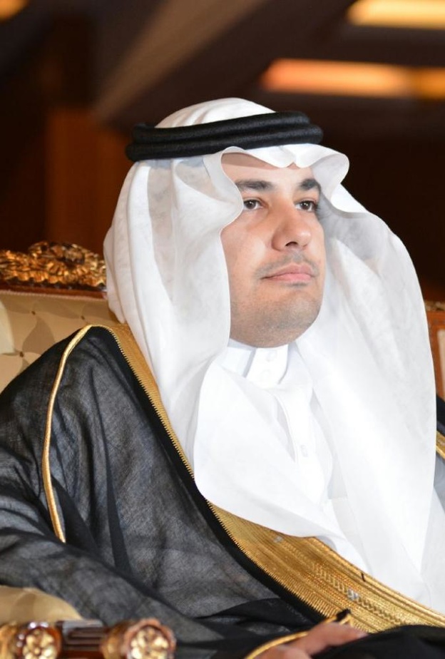 الدكتور عادل الطريفي وزير الثقافة والإعلام