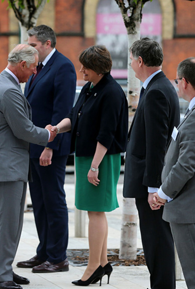 الامير تشارلز يصل ايرلندا في زيارة رسمية