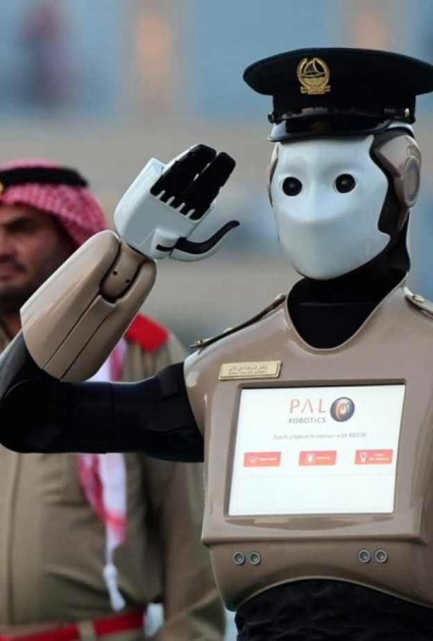 شرطة دبي تعتمد 5 مبادرات أمنية ومجتمعية