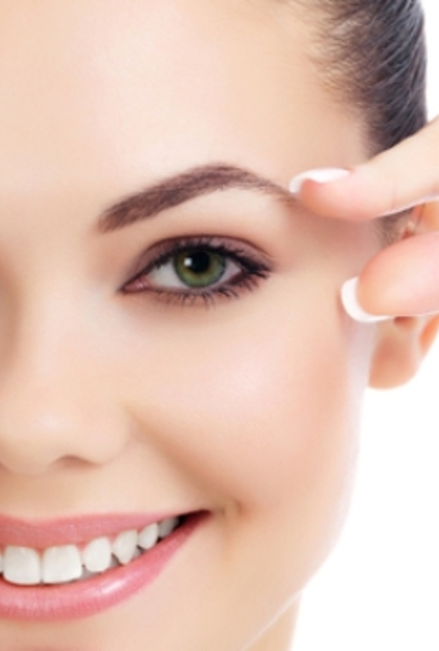 وصفات طبيعية لجمال العينين