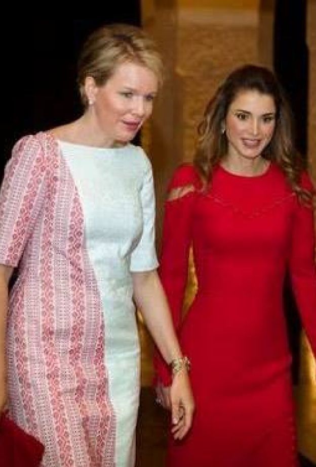 الملكة رانيا تشارك متابعيها عبر الانتسقرام صورتها مع الملكة ماتيلدا ملكة بلجيكا خلال زيارتها للأردن