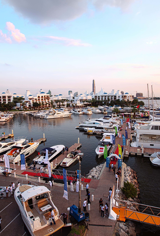 معرض دبي للقوارب واليخوت المستعملة