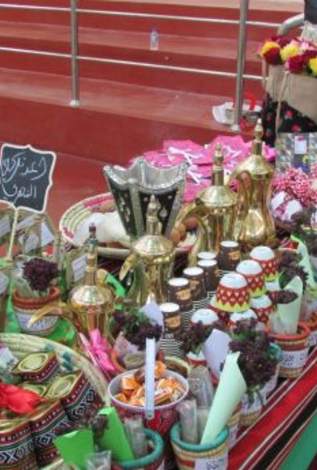 من اركان مهرجان الذواقة