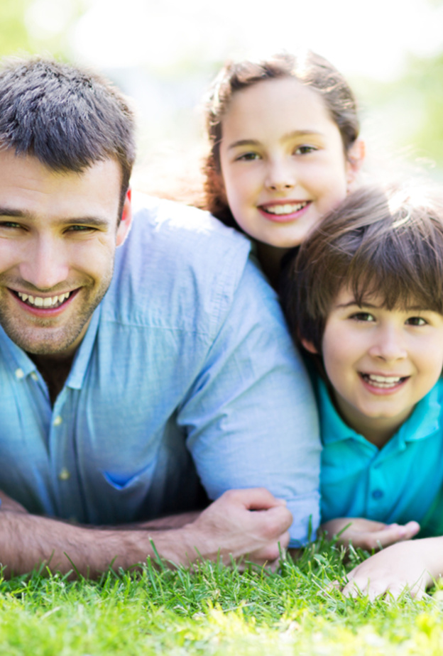 قرب الاب من الابناء يزيد من قدرتهم على التحصيل العلمي